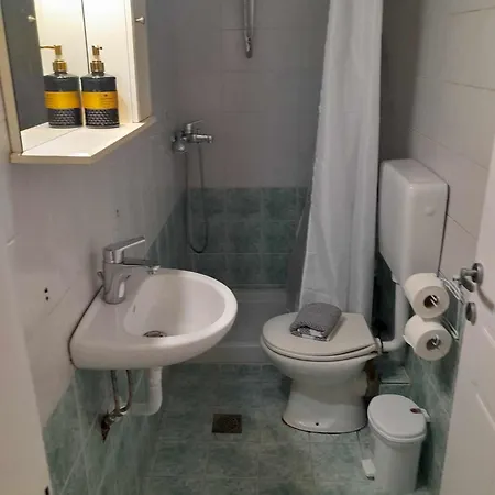 Angel Apartment *